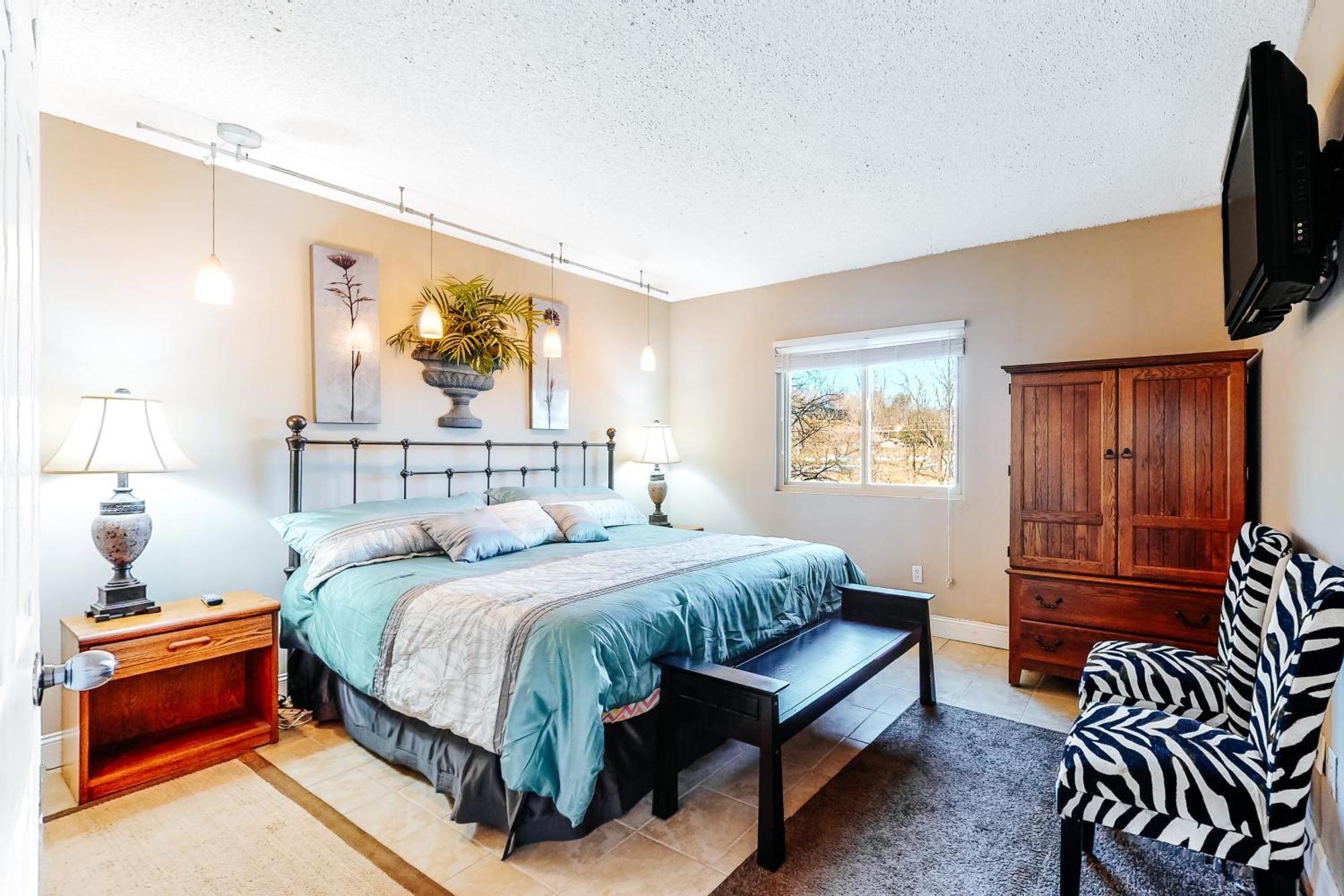 Pigeon Forge Paradise Room photo
