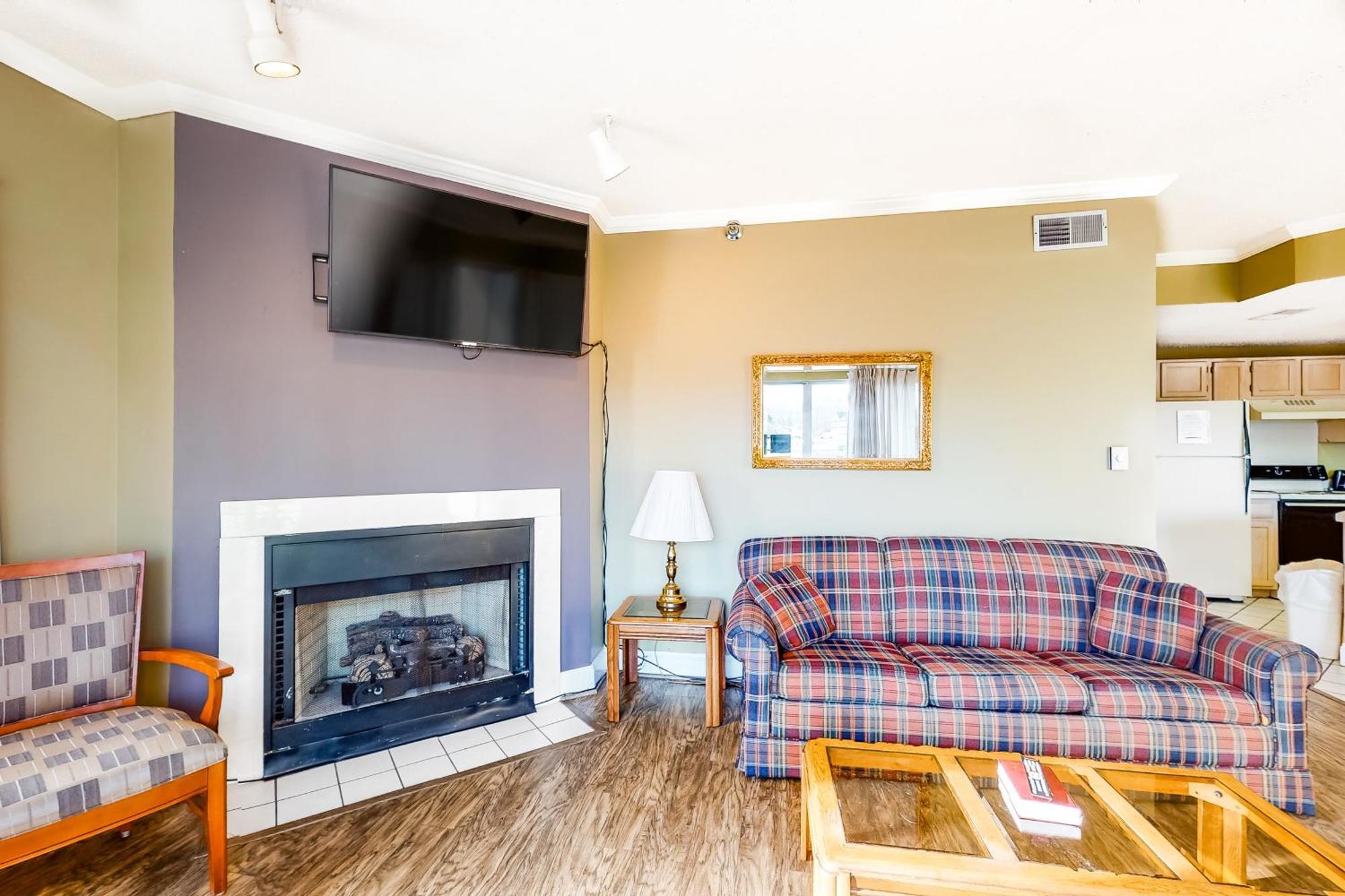 Pigeon Forge Paradise Room photo