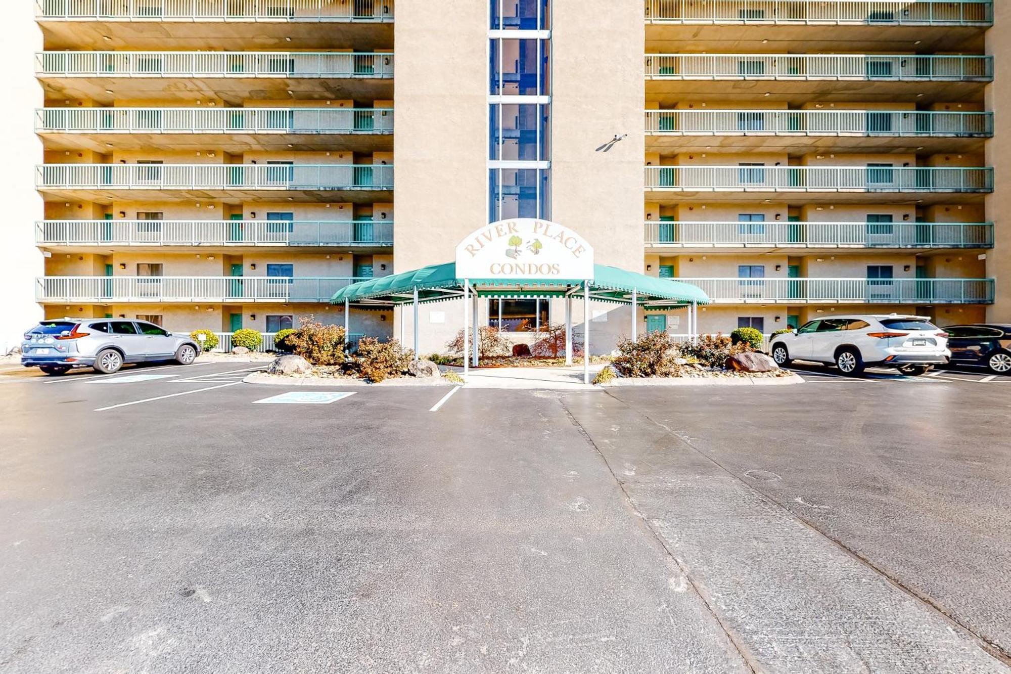 Pigeon Forge Paradise Room photo
